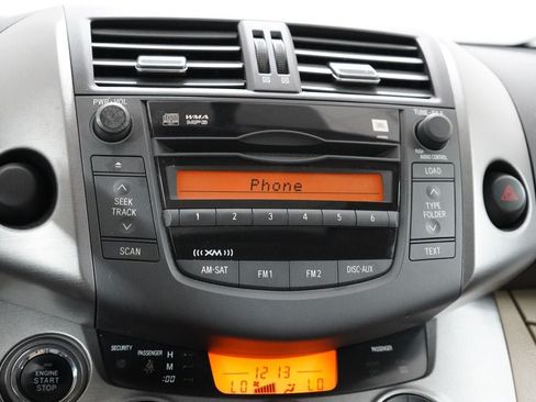 Used 2010 Toyota RAV4 Limited FWD image 19