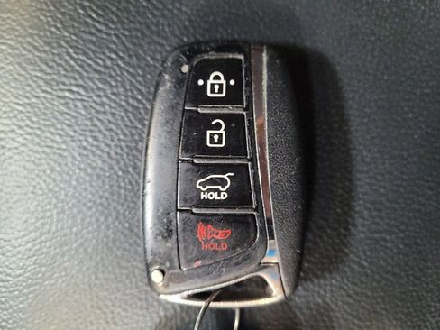 Used 2014 Hyundai Santa Fe Limited w/ Ultimate Package 07 AWD/4WD image 32