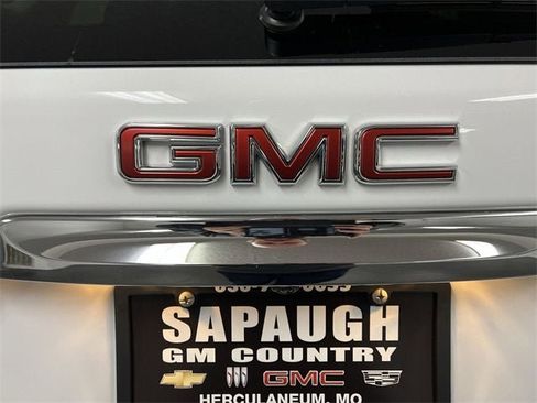 Certified 2024 GMC Terrain SLE image 30
