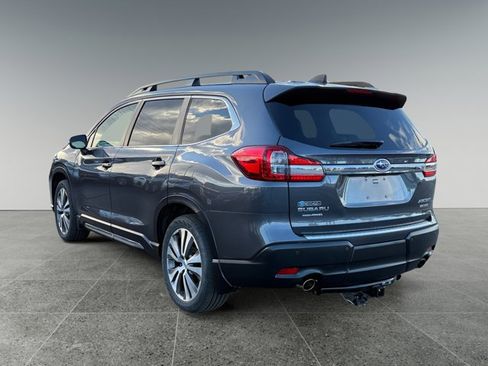 Used 2022 Subaru Ascent Limited w/ Technology Package image 3