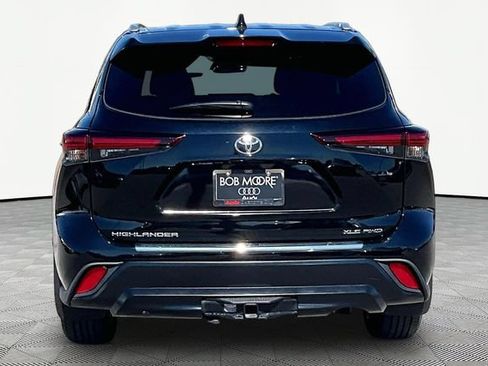 Used 2026 Toyota Highlander XLE AWD/4WD image 4