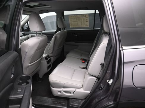 Used 2018 Honda Pilot EX-L image 30