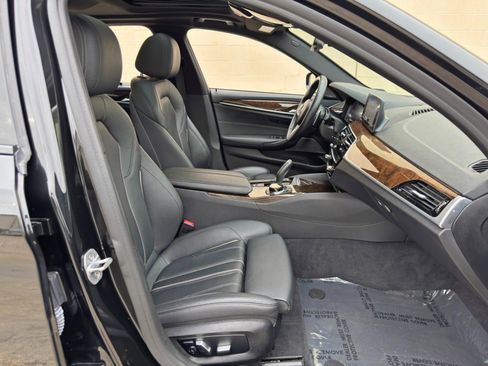 Used 2019 BMW 540i xDrive w/ M Sport Package AWD/4WD image 15