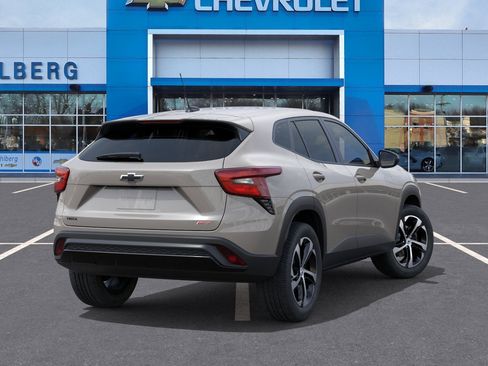 New 2026 Chevrolet Trax RS w/ Driver Confidence Package FWD image 28