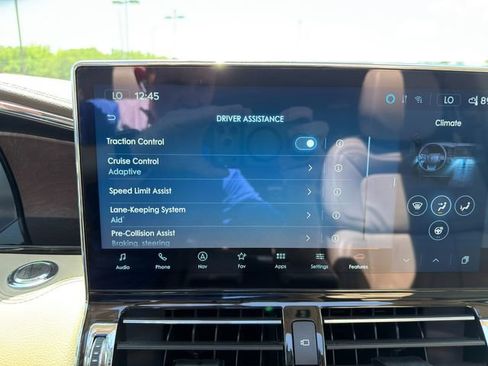 Used 2024 Lincoln Navigator Premiere AWD/4WD image 42