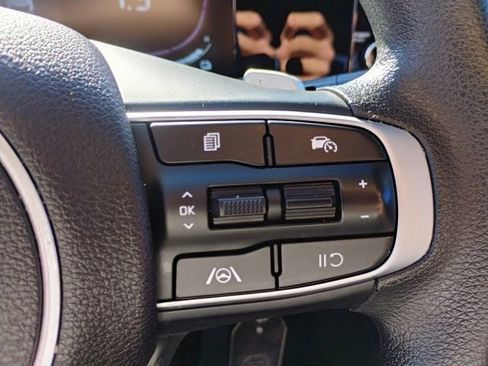 Used 2023 Kia Sportage LX image 20