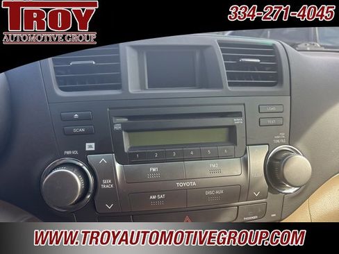 Used 2010 Toyota Highlander Limited image 38
