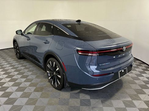 Used 2026 Toyota Crown Platinum AWD/4WD image 7