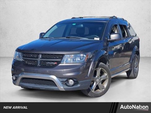 Used 2016 Dodge Journey Crossroad image 1