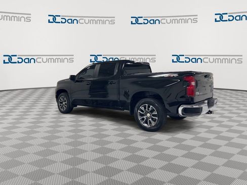 Used 2023 Chevrolet Silverado 1500 LT AWD/4WD image 6