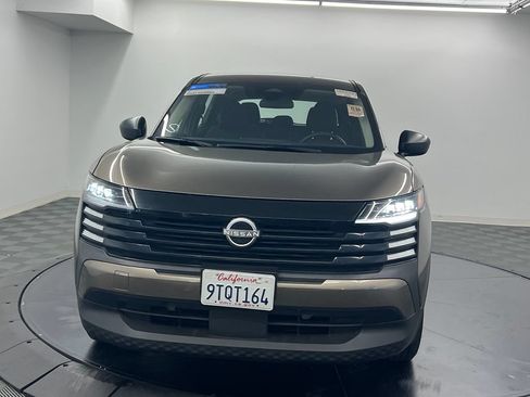 Used 2025 Nissan Kicks S FWD image 4