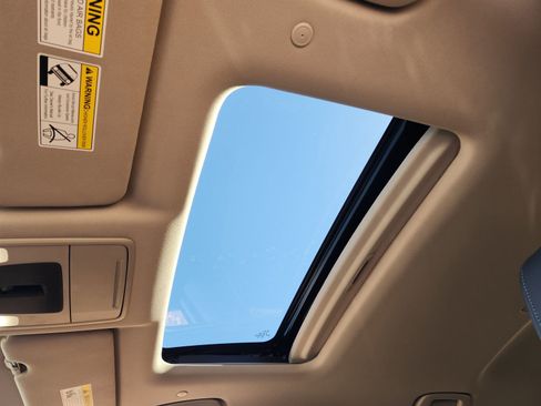 Used 2024 Honda CR-V EX-L image 29