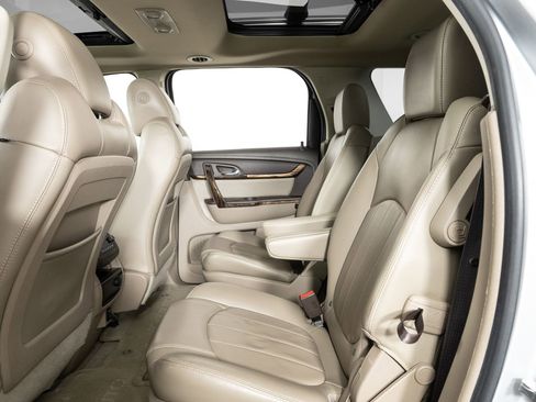 Used 2015 GMC Acadia Denali image 20