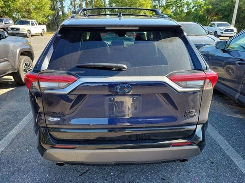 Used 2020 Toyota RAV4 XSE w/ XSE Grade Weather Package AWD/4WD image 5