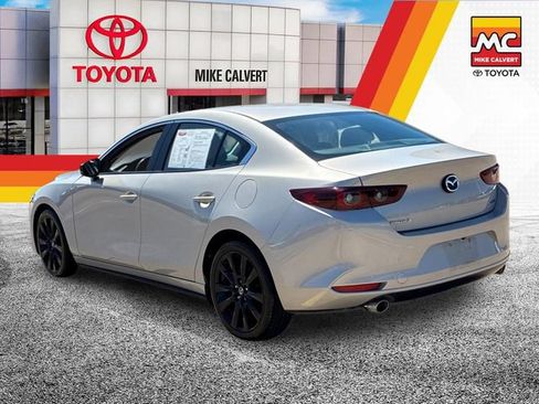 Used 2024 MAZDA MAZDA3 s FWD image 3