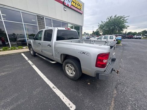 Used 2010 Chevrolet Silverado 1500 LT AWD/4WD image 8