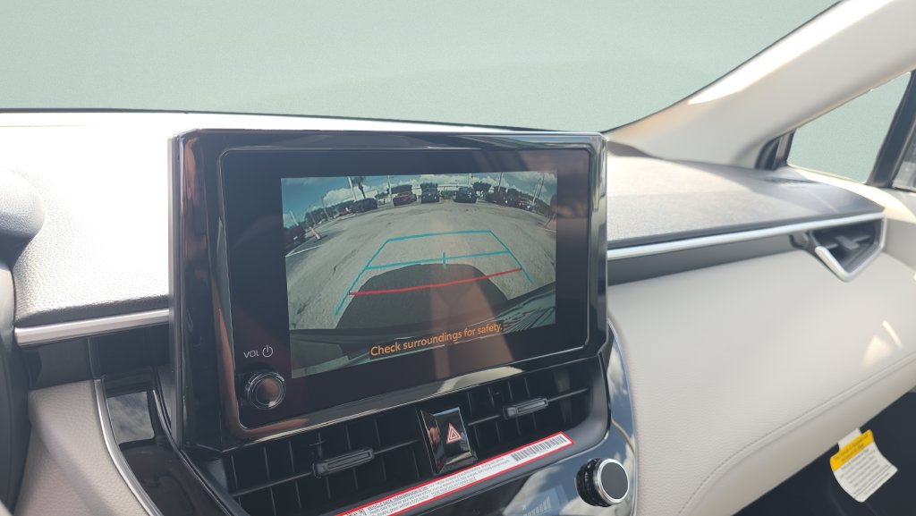 New 2026 Toyota Corolla Cross LE w/ Moonroof Package FWD image 18