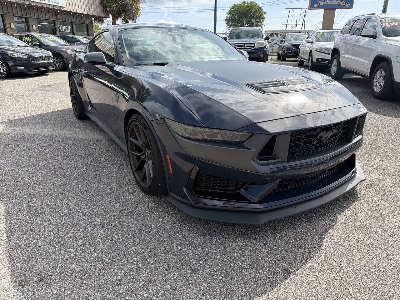 Used 2025 Ford Mustang Dark Horse w/ Dark Horse Handlin Package RWD image 2