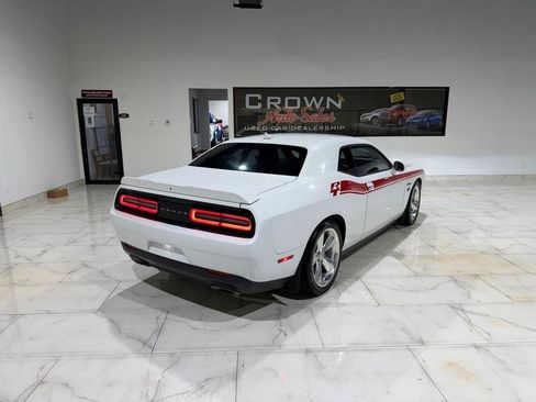 Used 2016 Dodge Challenger R/T Plus RWD image 12