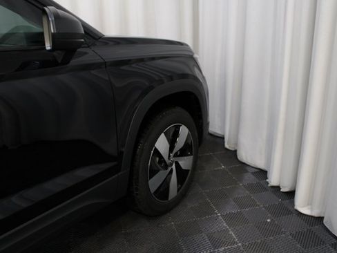 New 2025 Volkswagen Taos S image 24