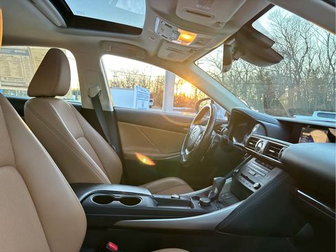 Used 2020 Lexus IS 300 AWD w/ Premium Package image 27