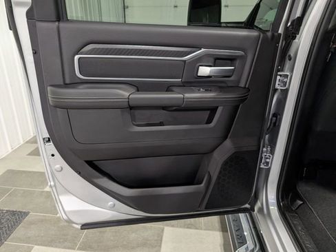 Used 2026 RAM 2500 Big Horn AWD/4WD image 9