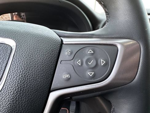 Used 2023 GMC Acadia AT4 w/ Technology Package AWD/4WD image 39