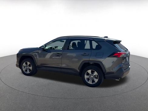 Used 2025 Toyota RAV4 XLE w/ Convenience Package image 10