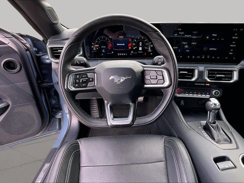 Used 2025 Ford Mustang Premium RWD image 6