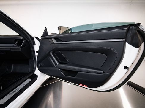 Certified 2023 Porsche 911 Carrera RWD image 27