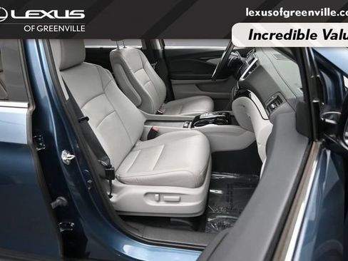 Used 2018 Honda Pilot Touring image 31