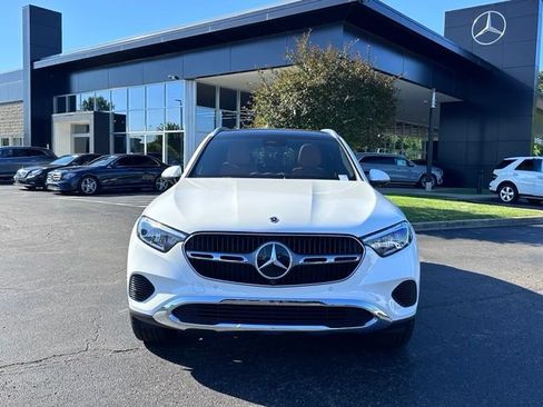 Used 2026 Mercedes-Benz GLC 300 4MATIC image 3