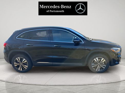 Used 2026 Mercedes-Benz GLA 250 4MATIC image 9