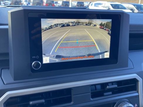 Used 2025 Toyota Tacoma SR image 16