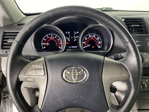 Used 2010 Toyota Highlander 4WD image 16