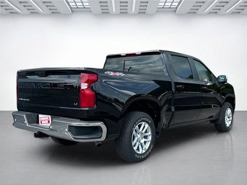 New 2025 Chevrolet Silverado 1500 LT w/ Safety Package AWD/4WD image 4
