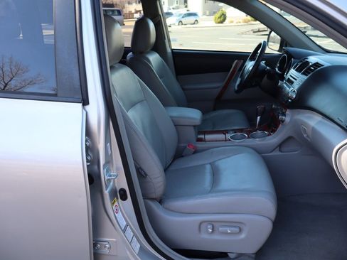 Used 2009 Toyota Highlander Limited image 24