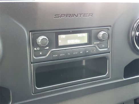 Used 2025 Mercedes-Benz Sprinter 2500 image 20