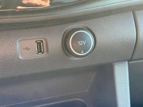 Used 2023 Ford Transit 350 XLT RWD image 26