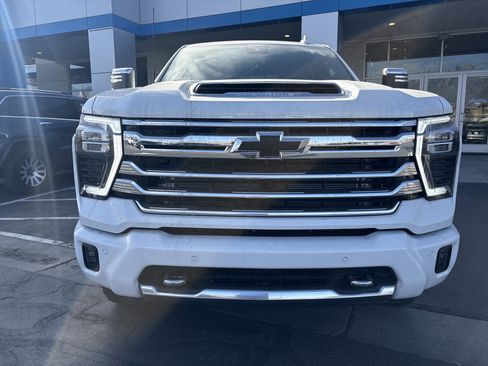 New 2026 Chevrolet Silverado 3500 High Country w/ Technology Package image 8