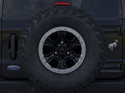 New 2025 Ford Bronco Badlands w/ Sasquatch Package image 24