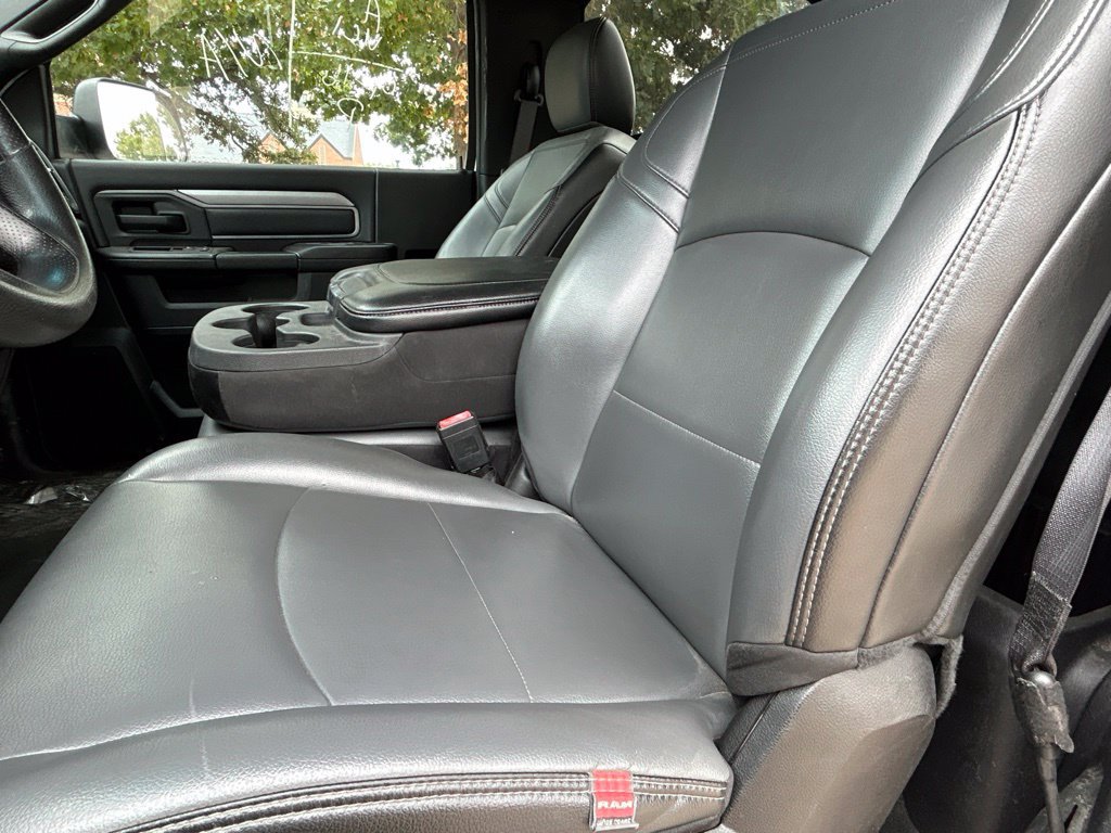 Used 2021 RAM 2500 Tradesman w/ Chrome Appearance Group RWD image 18