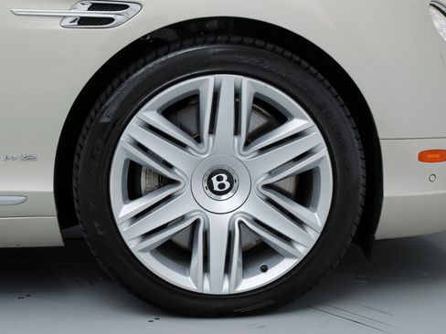 Used 2016 Bentley Continental GT AWD/4WD image 38