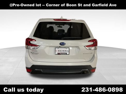Used 2020 Subaru Forester image 4