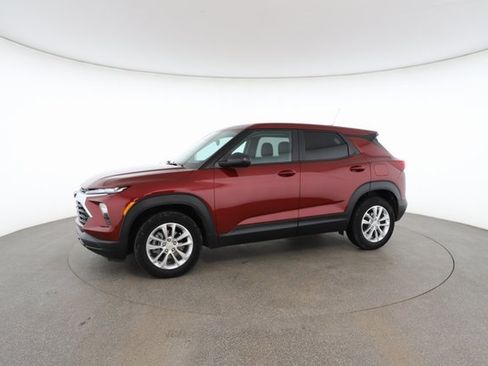 Used 2025 Chevrolet TrailBlazer LS w/ LS Convenience Package image 4