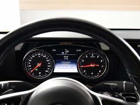 Used 2019 Mercedes-Benz E 300 4MATIC image 30