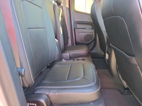 Used 2016 GMC Canyon SLT w/ Trailering Package image 28