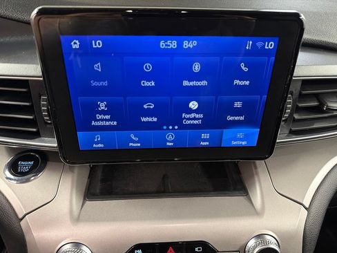 Certified 2023 Ford Explorer XLT w/ Equipment Group 202A AWD/4WD image 9