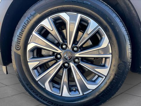 Used 2025 Buick Envision Preferred image 10