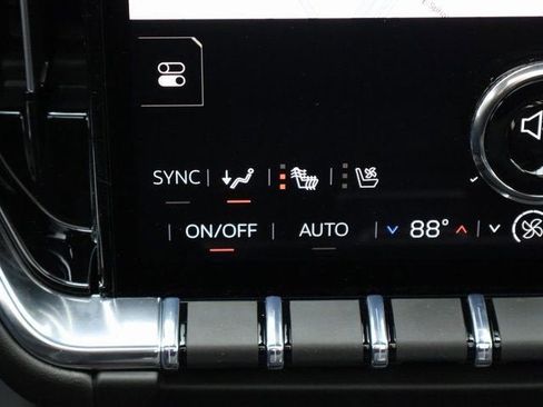 Used 2026 GMC Yukon Denali w/ Sun & Power Step Package AWD/4WD image 29